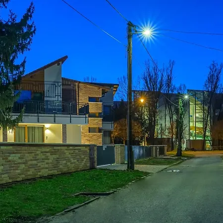 Hidfo Apartman-nyugalom Szigetei Aparthotel *
