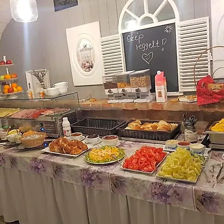 Apartahotel Hídfő Apartman-nyugalom Szigetei