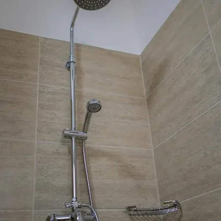 Hidfo Apartman-nyugalom Szigetei
