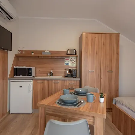 Hidfo Apartman-nyugalom Szigetei Aparthotel *