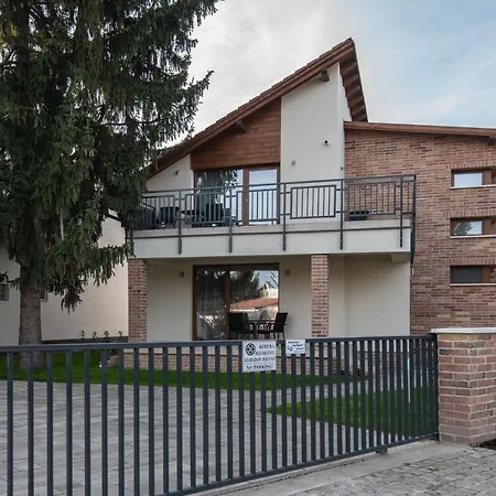 Hidfo Apartman-nyugalom Szigetei *