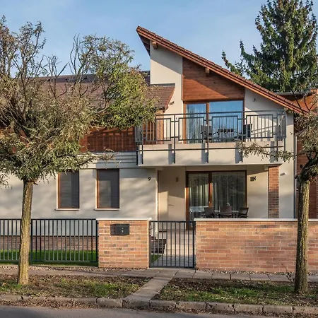 Aparthotel Hidfo Apartman-nyugalom Szigetei Gyula